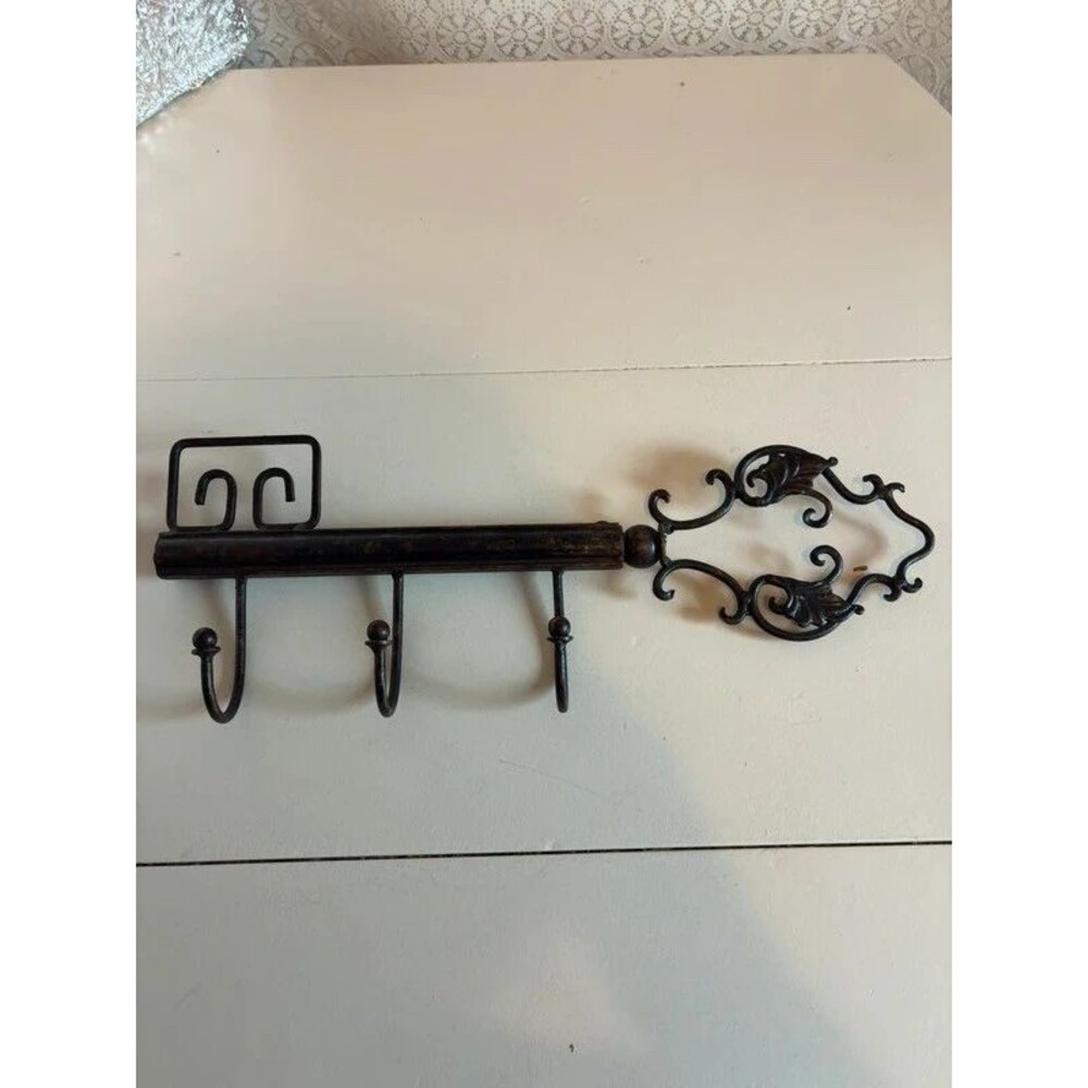 Rustic Key Shaped Wall Hooks Vintage Style Cottagecore Country Farmhouse
